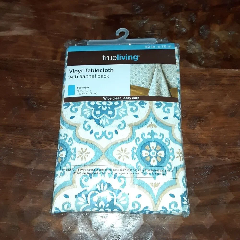Vinyl/ Flannel Backed Tablecloth NWT Floral Medallion Easy Clean Indoor/Outdoor